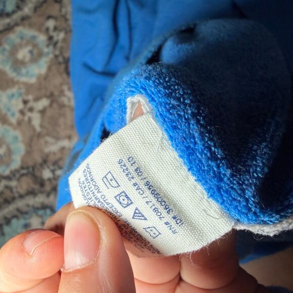 2010 Vs Pink pullover - Picture 5 of 5